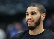 开云体育登录-关于尼斯宣布主力前锋伤愈，将重返赛场的信息