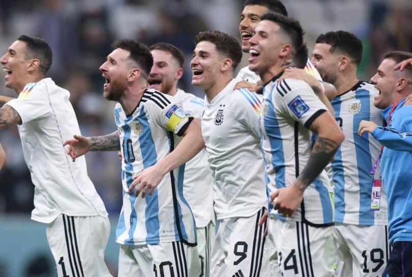 哥伦比亚横扫阿根廷,萨内扛起全队 哥伦比亚横扫阿根廷,萨内扛起全队