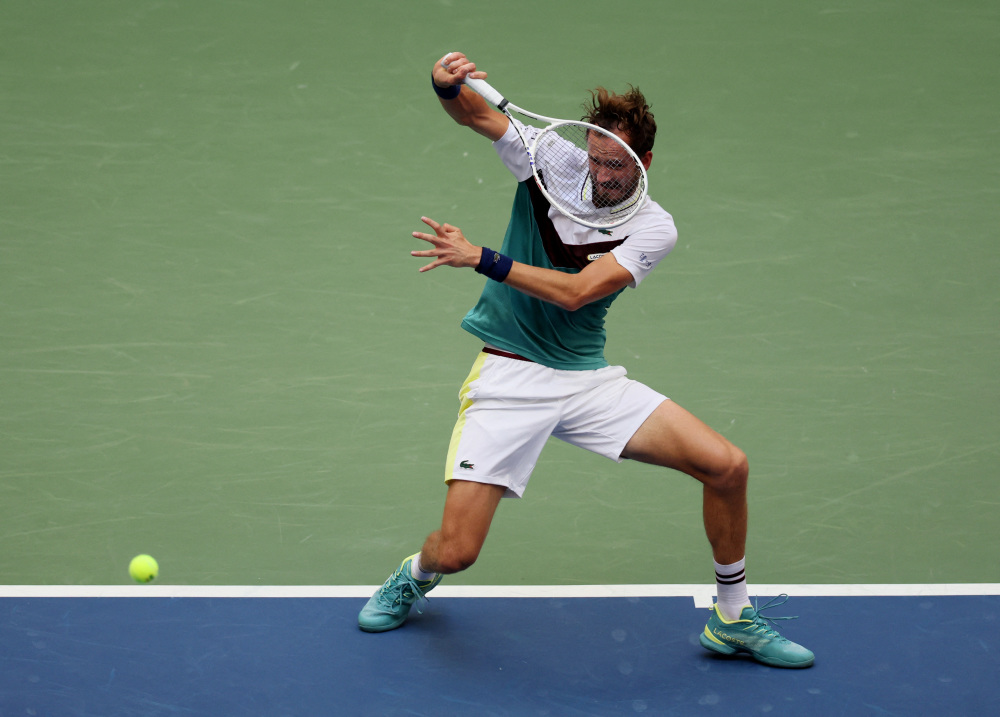 年终总决赛力克法网，梅德韦杰夫惊艳四座