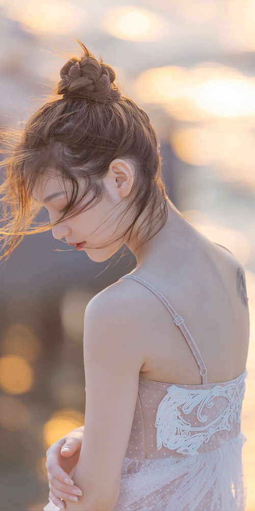 铁血军团全面压制马赛，内马尔一记星辰定乾坤